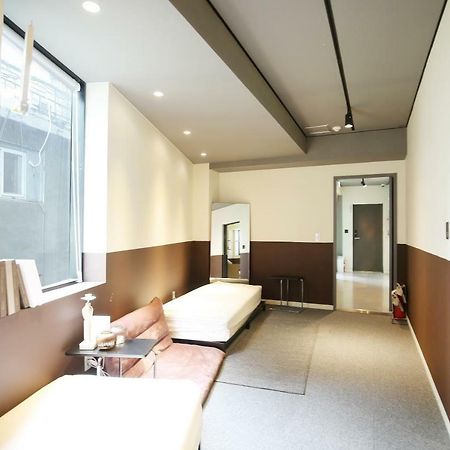 Uh Hotel Seoul Exterior photo