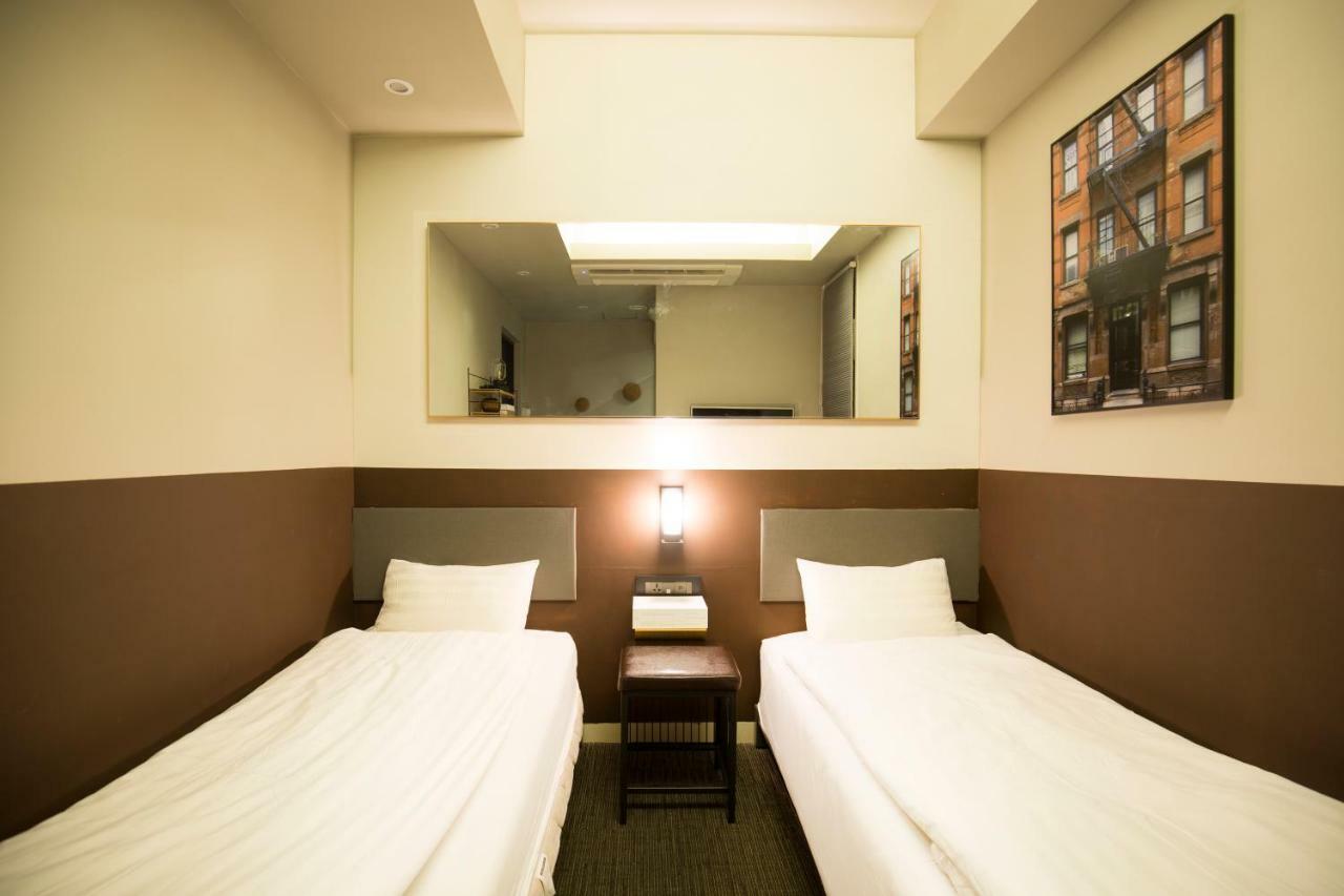 Uh Hotel Seoul Exterior photo