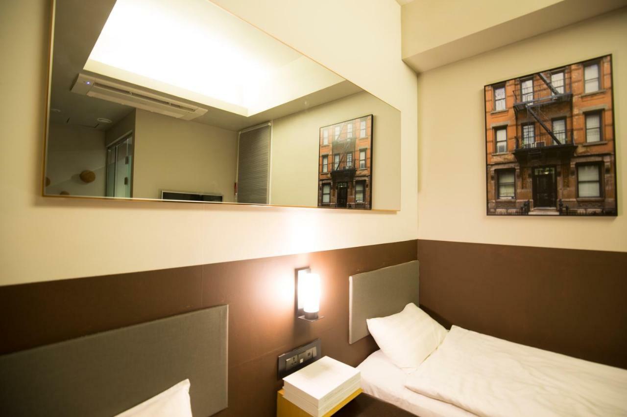 Uh Hotel Seoul Exterior photo