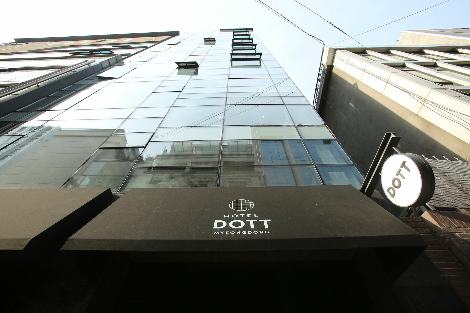 Uh Hotel Seoul Exterior photo