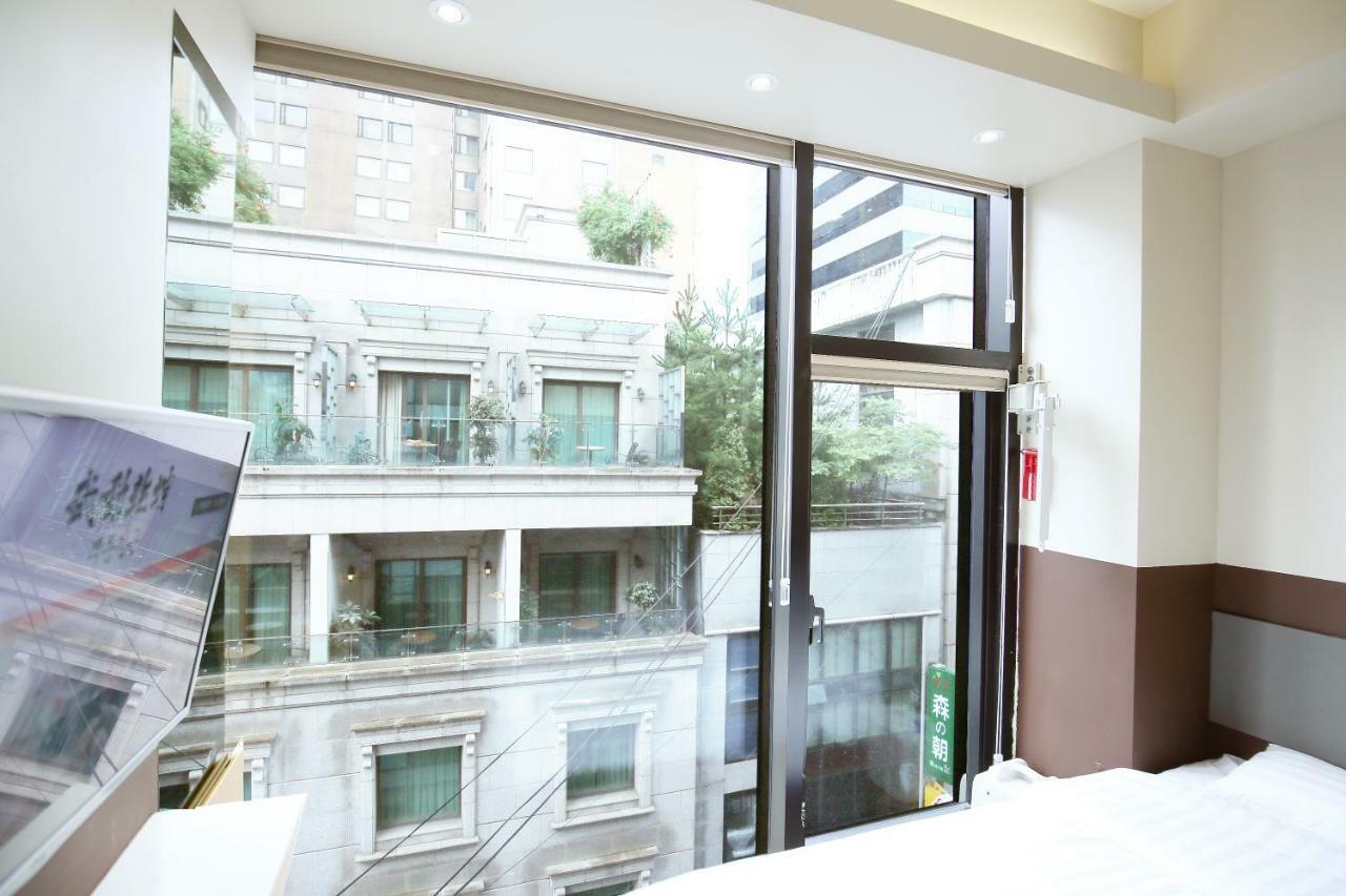 Uh Hotel Seoul Exterior photo